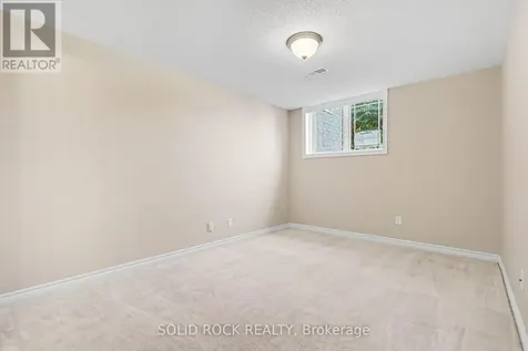 620 Lakeridge Drive Ottawa ON K4A 0H4