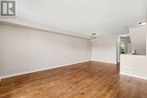 620 Lakeridge Drive Ottawa ON K4A 0H4
