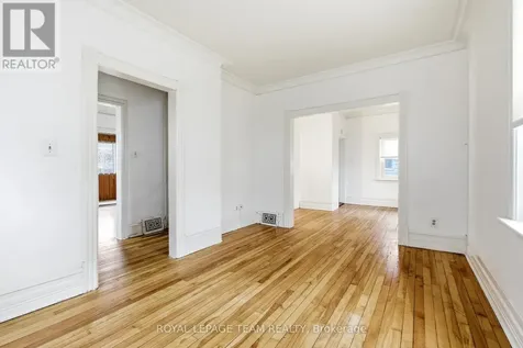 910 Pinecrest Road Ottawa ON K2B 6B3