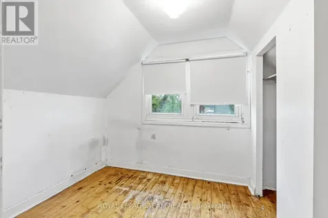 910 Pinecrest Road Ottawa ON K2B 6B3