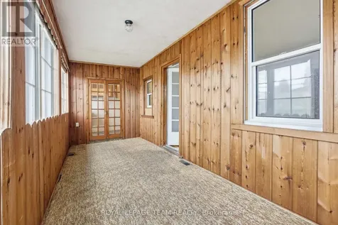 910 Pinecrest Road Ottawa ON K2B 6B3