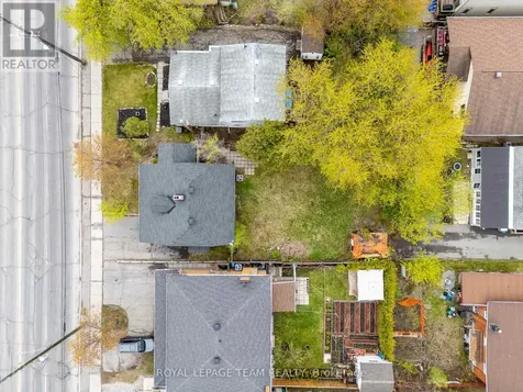 910 Pinecrest Road Ottawa ON K2B 6B3
