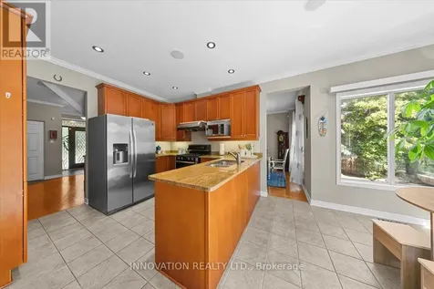 2 Gros Morne Court Ottawa ON K2M 2W7