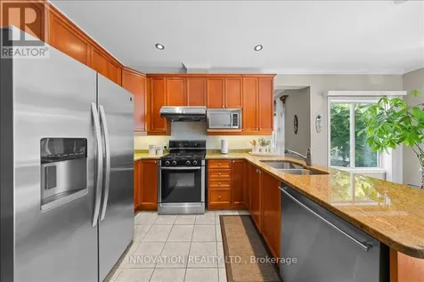 2 Gros Morne Court Ottawa ON K2M 2W7