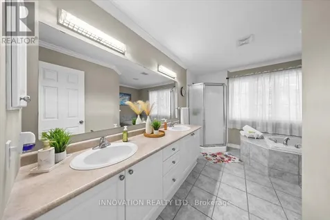 2 Gros Morne Court Ottawa ON K2M 2W7
