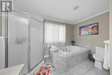 2 Gros Morne Court Ottawa ON K2M 2W7