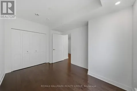 180 George Street Ottawa ON K1N 0G8