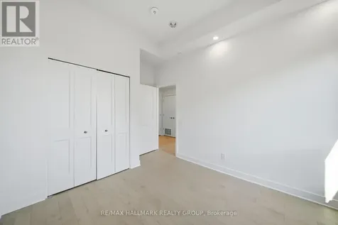 180 George Street Ottawa ON K1N 0G8