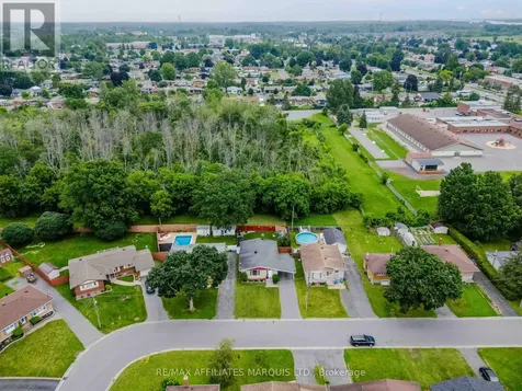 426 Bellevue Crescent Cornwall ON K6H 5M9