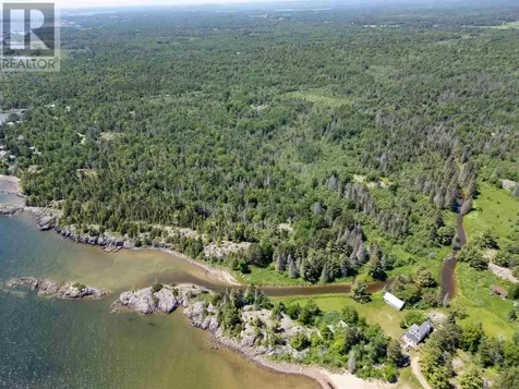 26 Walker Lane Huron Shores ON P0R 1L0