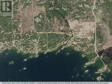 26 Walker Lane Huron Shores ON P0R 1L0