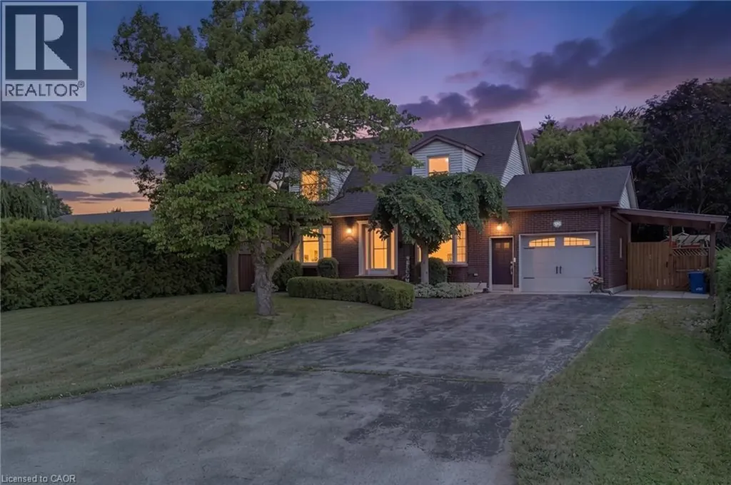 1015 Queen Street Courtland ON N0J 1E0