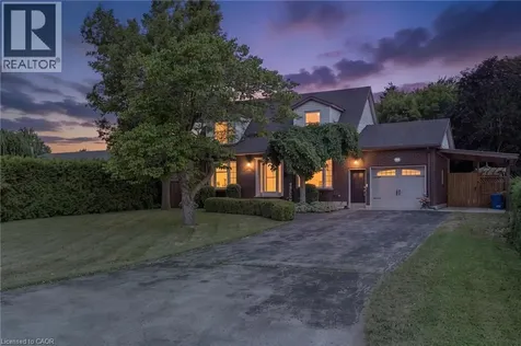 1015 Queen Street Courtland ON N0J 1E0