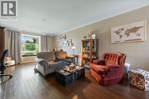 1015 Queen Street Courtland ON N0J 1E0