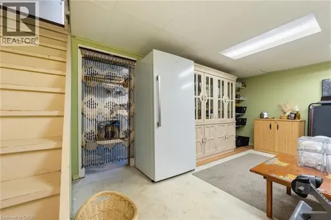 1015 Queen Street Courtland ON N0J 1E0