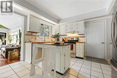 1015 Queen Street Courtland ON N0J 1E0