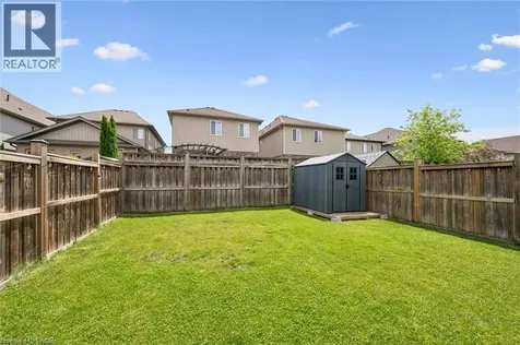 45 Captain Mccallum Drive New Hamburg ON N3A 0B6
