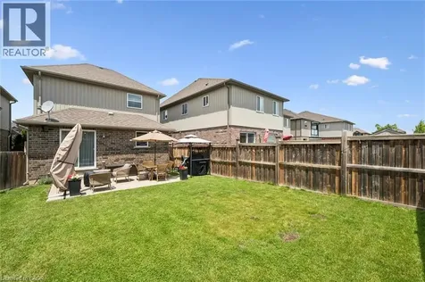 45 Captain Mccallum Drive New Hamburg ON N3A 0B6