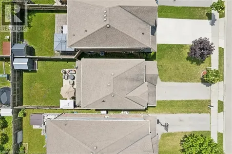 45 Captain Mccallum Drive New Hamburg ON N3A 0B6
