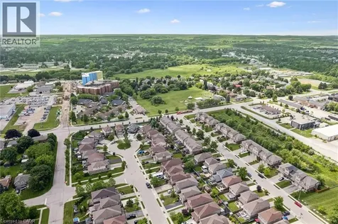 45 Captain Mccallum Drive New Hamburg ON N3A 0B6