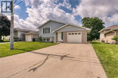 718 Edgar Street West Listowel ON N4W 1H7