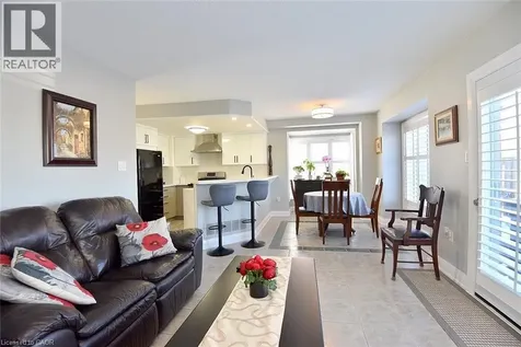2774 King Street East Hamilton ON L8G 1J4