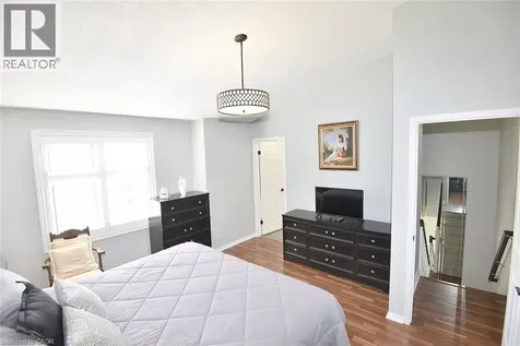 2774 King Street East Hamilton ON L8G 1J4