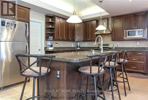 16 Wasaga Sands Drive Wasaga Beach ON L9Z 1J6
