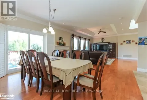 16 Wasaga Sands Drive Wasaga Beach ON L9Z 1J6