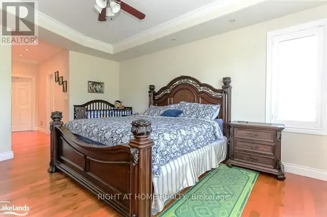 16 Wasaga Sands Drive Wasaga Beach ON L9Z 1J6