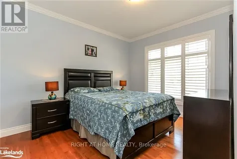 16 Wasaga Sands Drive Wasaga Beach ON L9Z 1J6