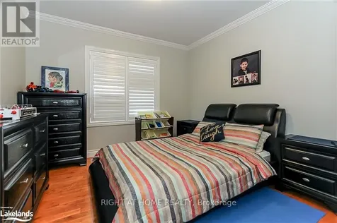 16 Wasaga Sands Drive Wasaga Beach ON L9Z 1J6