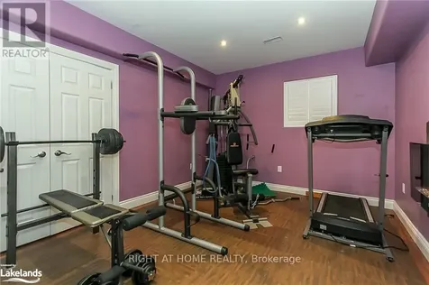 16 Wasaga Sands Drive Wasaga Beach ON L9Z 1J6