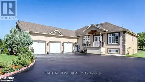 16 Wasaga Sands Drive Wasaga Beach ON L9Z 1J6