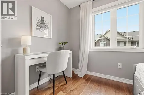 392 Cranbrook Common Oakville ON L6H 0P9