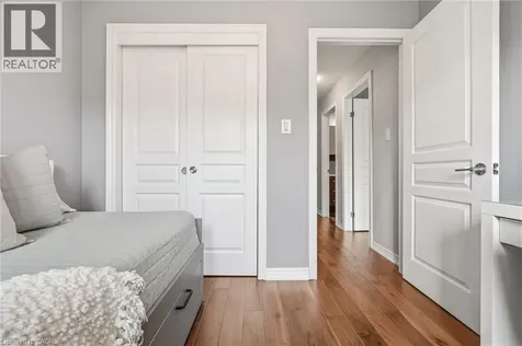 392 Cranbrook Common Oakville ON L6H 0P9