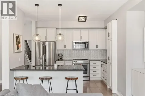 392 Cranbrook Common Oakville ON L6H 0P9