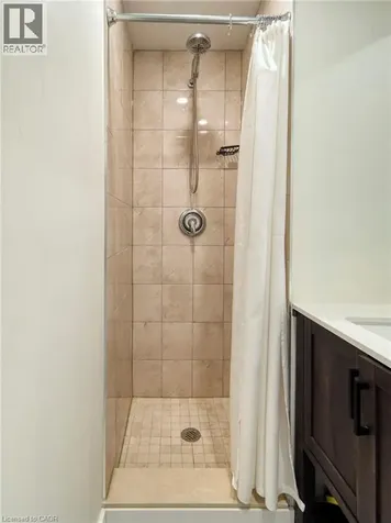 29 Andrew Street Kitchener ON N2H 5R1