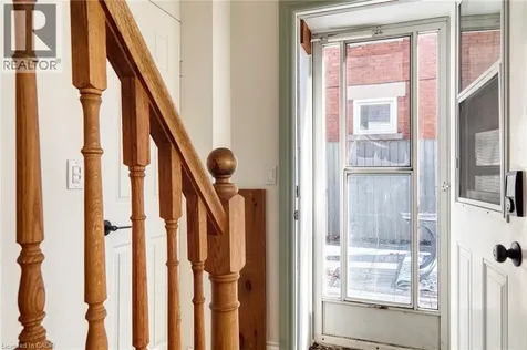 29 Andrew Street Kitchener ON N2H 5R1