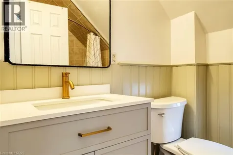 29 Andrew Street Kitchener ON N2H 5R1