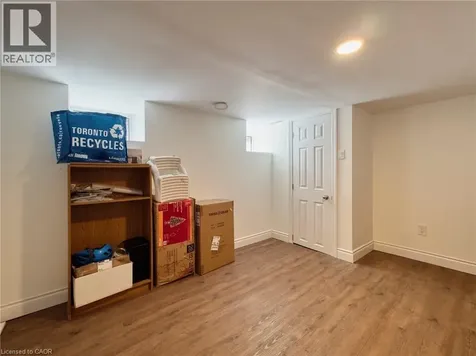 29 Andrew Street Kitchener ON N2H 5R1