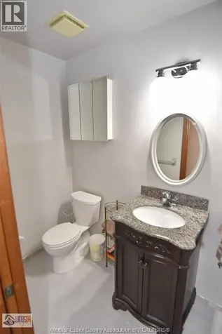 3915 Villa Borghese Drive Windsor ON N9G 2K3