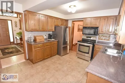 3915 Villa Borghese Drive Windsor ON N9G 2K3
