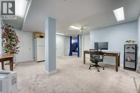 578 Lakeview Avenue Windsor ON N8P 1E2