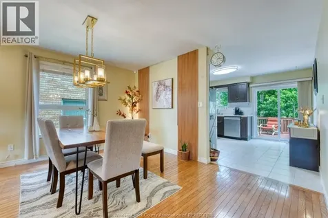 578 Lakeview Avenue Windsor ON N8P 1E2