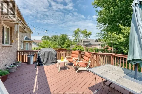 578 Lakeview Avenue Windsor ON N8P 1E2