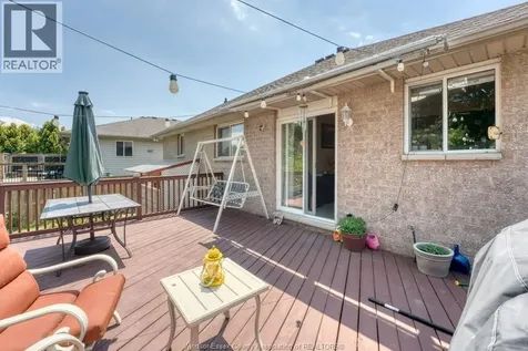 578 Lakeview Avenue Windsor ON N8P 1E2