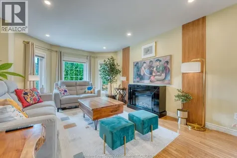 578 Lakeview Avenue Windsor ON N8P 1E2
