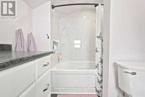 400 Murray Street Pembroke ON K8A 4P4
