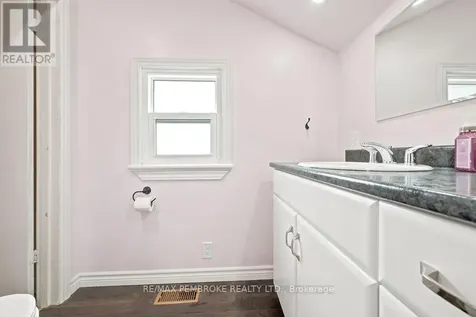 400 Murray Street Pembroke ON K8A 4P4